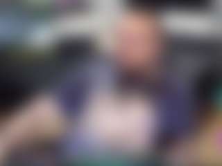 Live cam show with Leek - Blowjob on milfzrlive.com