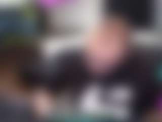 Live cam show with Leek - Orgasm on Mixed Magazine Live