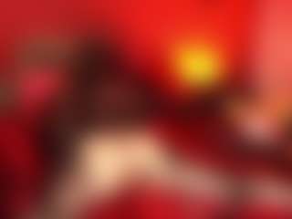 JenniferStarTS's Live Sex Cam Show