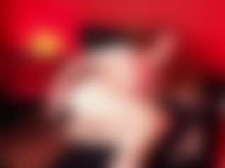 JenniferStarTS's Live Sex Cam Show