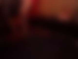 Live cam show with JenniferStarTS - Mature on AdultVida.com