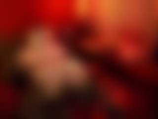 Live cam show with JenniferStarTS - Brown Eyes on Dolls Live