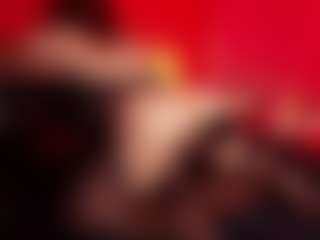 Live cam show with JenniferStarTS - Brown Eyes on Uber Horny