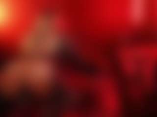 JenniferStarTS's Live Sex Cam Show