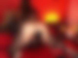 Live cam show with JenniferStarTS - Tease on madthumbs