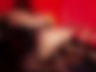 Live cam show with JenniferStarTS - Average on Camsoda