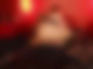 Live cam show with JenniferStarTS - HD on CamClone