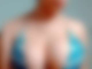 Live cam show with kittyeyess - Squirt Latina on Soda Cam | colombia