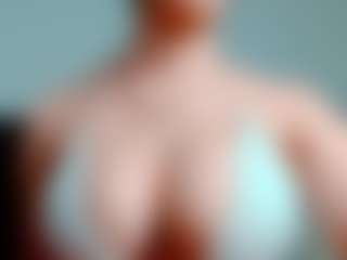 kittyeyess's Live Sex Cam Show