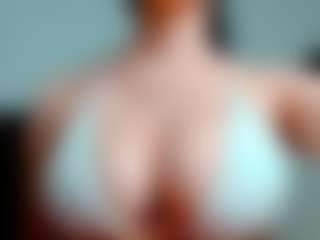 kittyeyess's Live Sex Cam Show