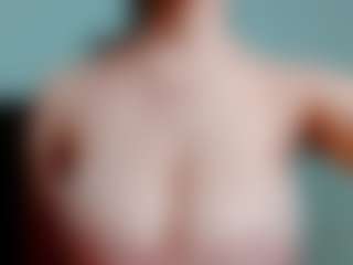 kittyeyess's Live Sex Cam Show
