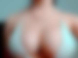 kittyeyess's Live Sex Cam Show