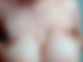 kittyeyess's Live Sex Cam Show
