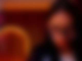 Live cam show with annie-ackerman - Cosplay on googirlz