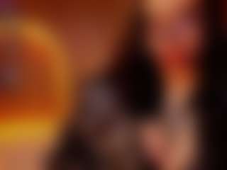 Live cam show with annie-ackerman - Cosplay Curvy on Camsoda