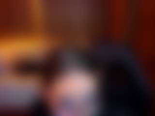 Live cam show with annie-ackerman - Glasses on Fling VIP Chat