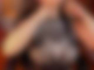 Live cam show with ANNIBIGBOOBS - Glasses on CamClone