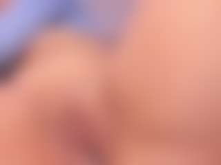 Live cam show with Lady afrodita - Smoking on CamwithHer