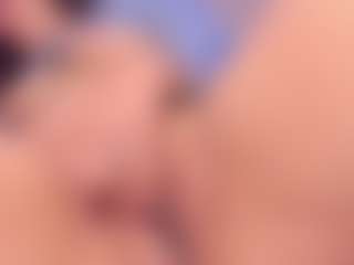 Live cam show with Lady afrodita - Petite on Camsoda