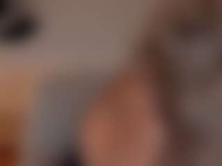 Live cam show with LenaLively - Average on Camsoda