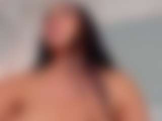 Live cam show with Sofii-James - Wild on AdultVida.com