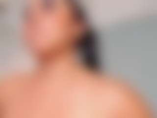 Sofii-James's Live Sex Cam Show