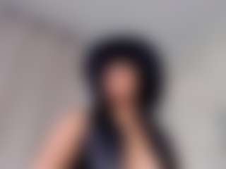 Sofii-James's Live Sex Cam Show