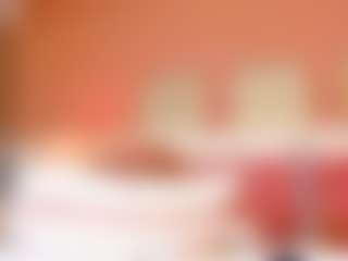 Live cam show with Sofii-James - Shaved on live18s.com