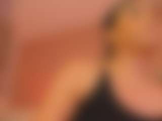 Live cam show with Sofii-James - Wild on Camming Site