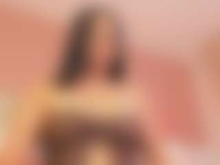 Live cam show with Sofii-James - Wild on Lustler