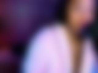 Live cam show with BriannaBrave - Booty on livesuperchat.net