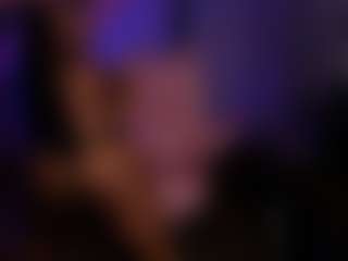 BriannaBrave's Live Sex Cam Show
