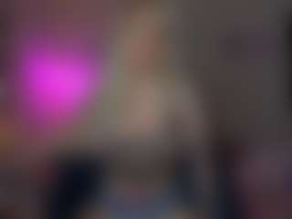 Live cam show with inkedgodd3ss - Latina on Lustler