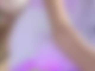 Live cam show with ANTONELLA - Lesbian on Hubzter Live