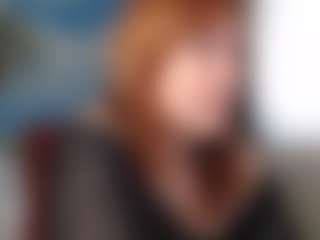 Masha MILF webcam performer live streaming