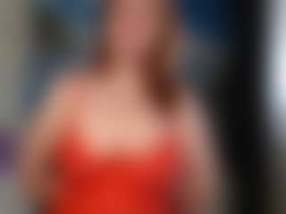 Masha MILF webcam performer live streaming