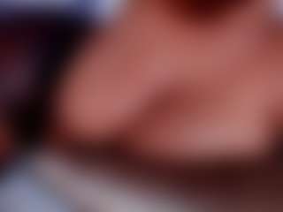 Live cam show with liamariana - Bedroom on Camsoda