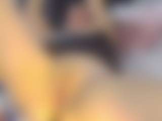 AlanaRouse-1 MILF webcam performer live streaming