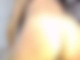 AlanaRouse-1's Live Sex Cam Show