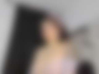 AlanaRouse-1's Live Sex Cam Show