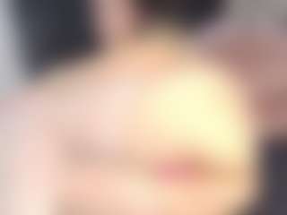 AlanaRouse-1 MILF webcam performer live streaming