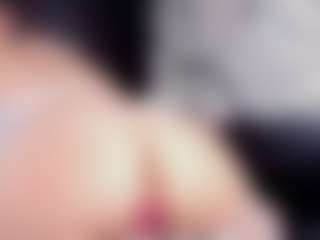 AlanaRouse-1's Live Sex Cam Show