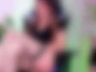 evelyn-hoffman's Live Sex Cam Show