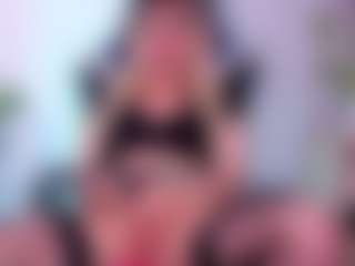 evelyn-hoffman's Live Sex Cam Show