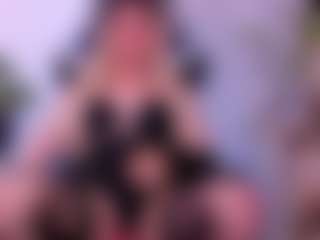 evelyn-hoffman's Live Sex Cam Show