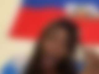 Live cam show with HaitianSinsationSquirtQueen - Kink on Camiplay Live