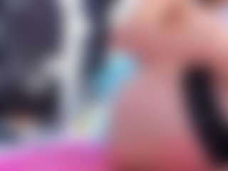 Live cam show with SarayRoyse - Small Tits on madthumbs