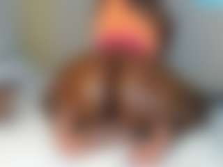 Live cam show with CinnamonG - Ebony on Fling VIP Chat