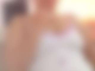 Live cam show with karlapum - Brown Eyes on WildCum
