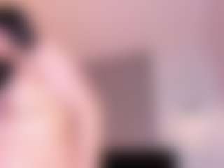 Live cam show with Amberr-Gold - Bondage on Camsoda